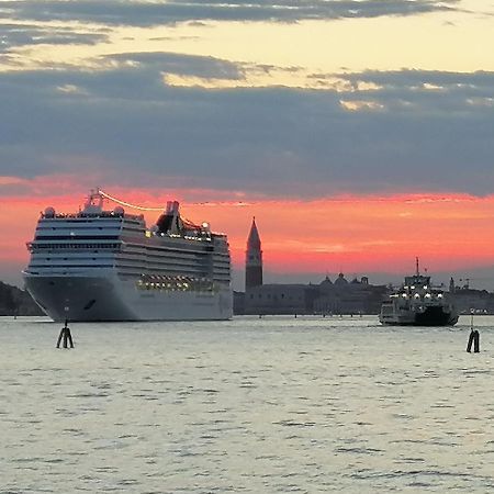 Via Cipro 16 Apartment Lido di Venezia ภายนอก รูปภาพ
